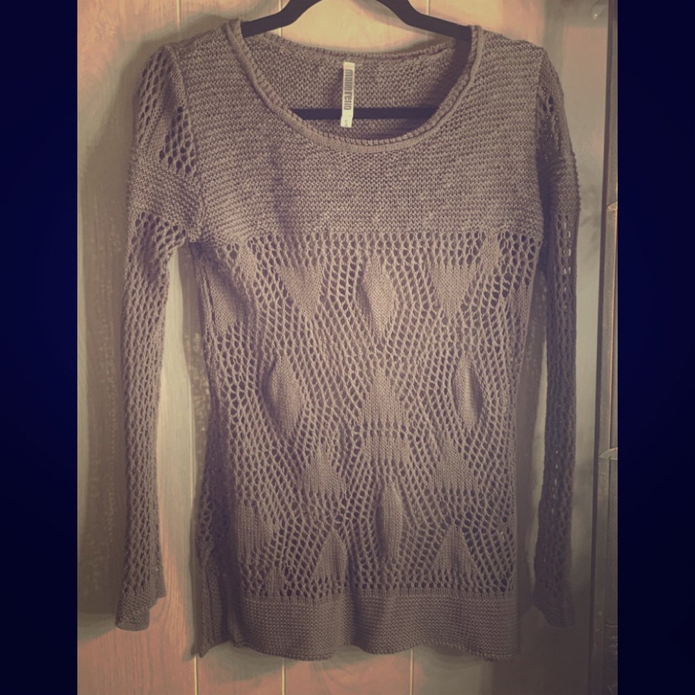 ☕️Greige ( brownish grey) sweater💫Gently worn.
